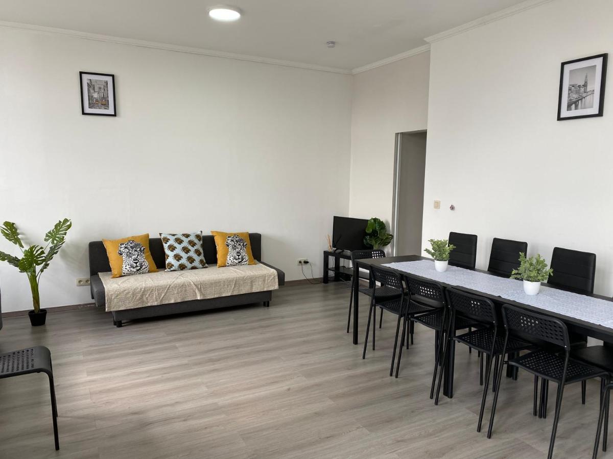 Apartments Plantin 3 Sleeping Rooms 2 Bathrooms. แอนต์เวิร์ป ภายนอก รูปภาพ
