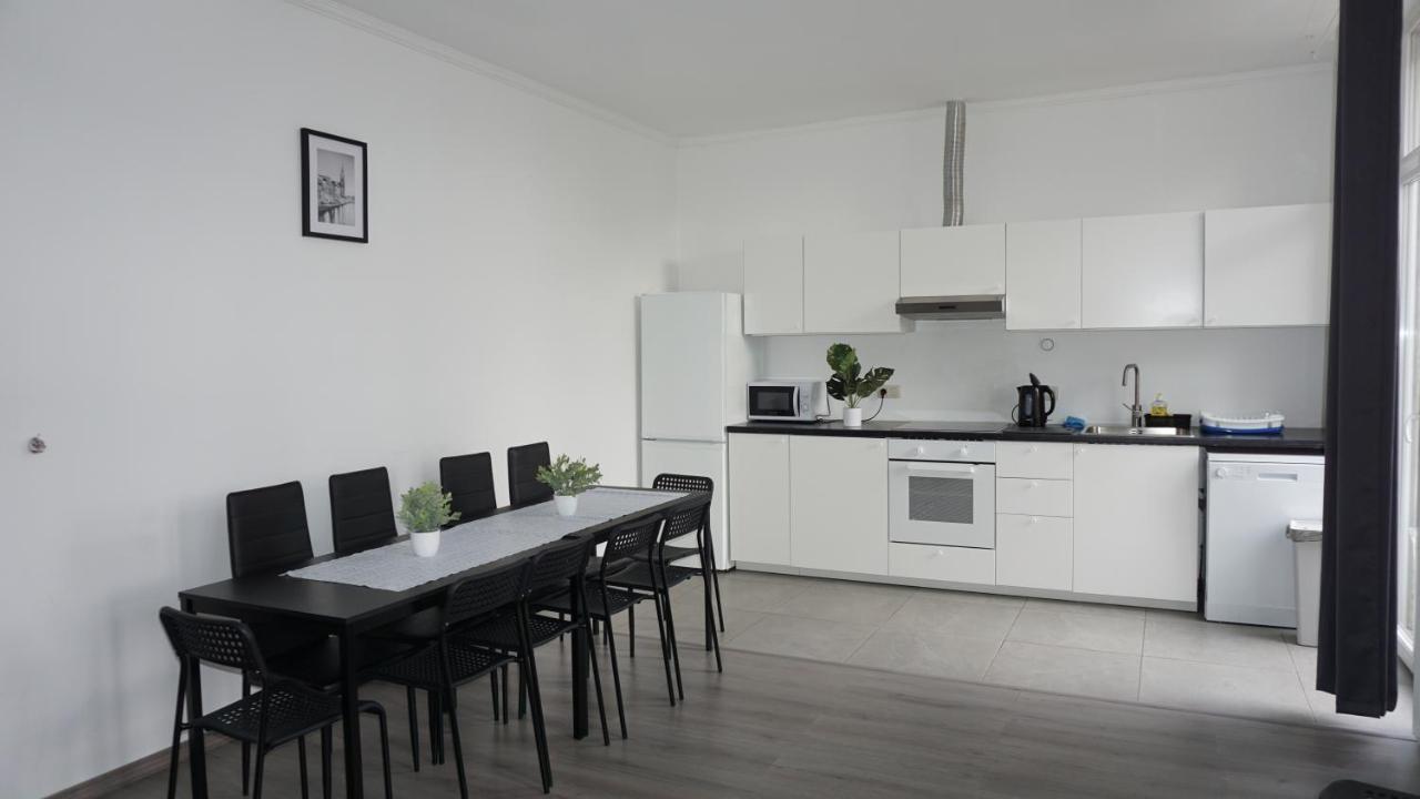 Apartments Plantin 3 Sleeping Rooms 2 Bathrooms. แอนต์เวิร์ป ภายนอก รูปภาพ